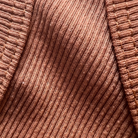 Burnt orange cropped tank top - Picture 6 of 6